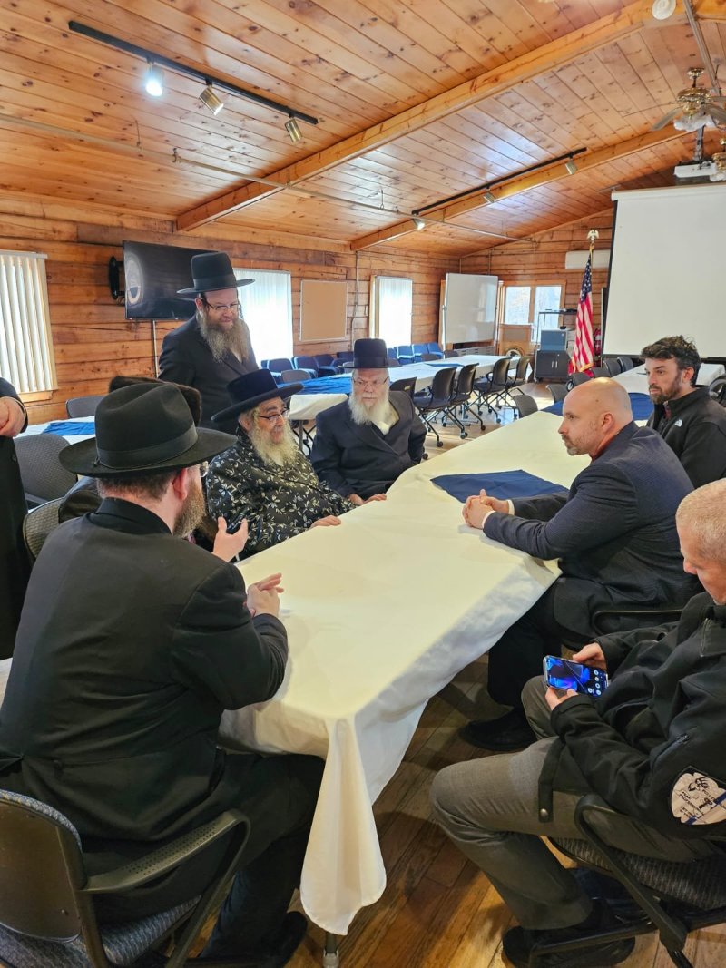 באדיבות המצלם