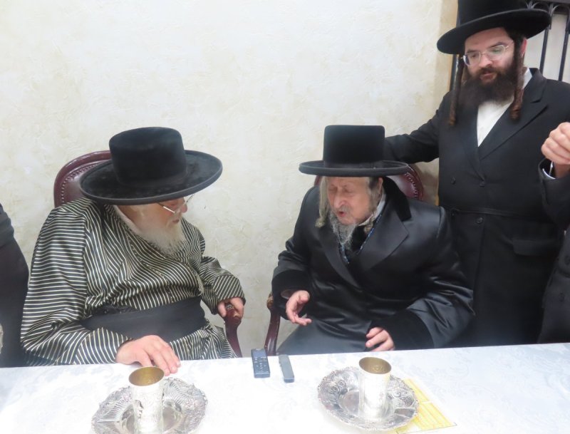באדיבות המצלם