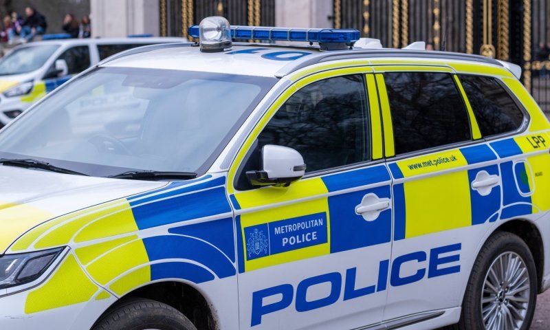 עסקים יהודיים הוצתו בלונדון: היחידה ללוחמה בטרור פתחה בחקירה