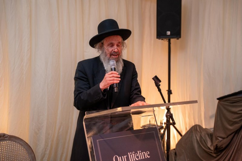 דניאל נפוסי ומאיר זלזניק