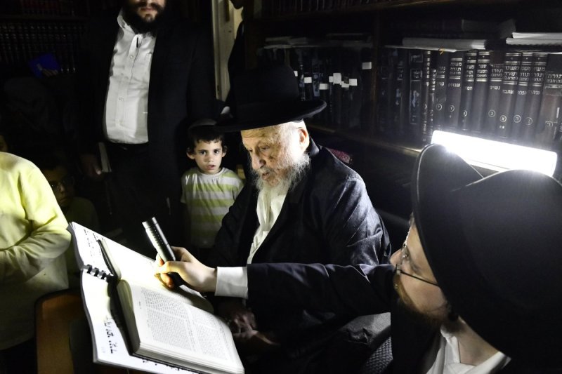 שוקי לרר