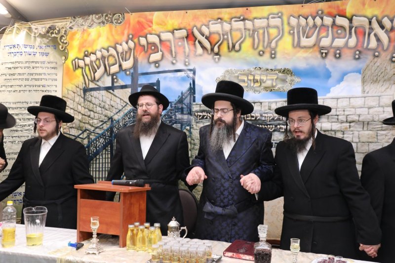 באדיבות המצלם