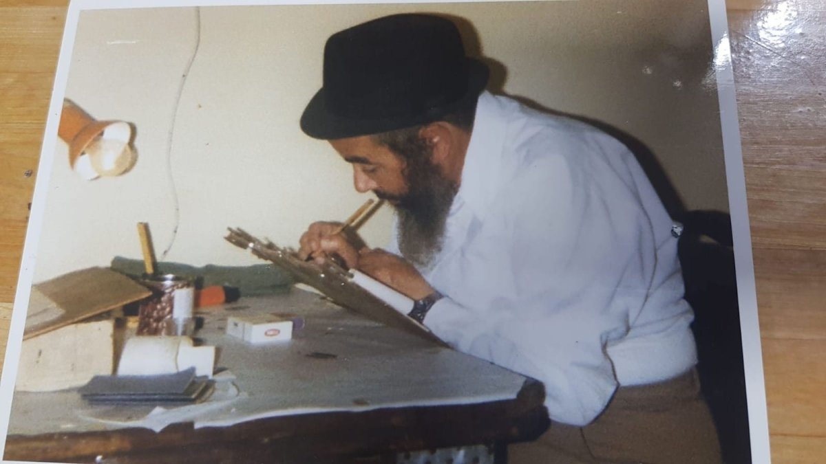 באדיבות המצלם