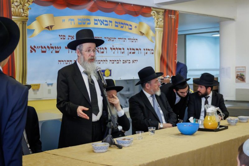 דניאל נפוסי ומאיר זלזניק
