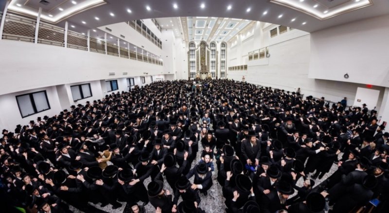 אברומי בלום, אחים לאנטשעווסקי, אייזיק י.