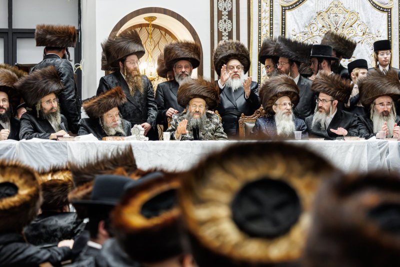 האחים לאנטשעווסקי ואייזיק ג.