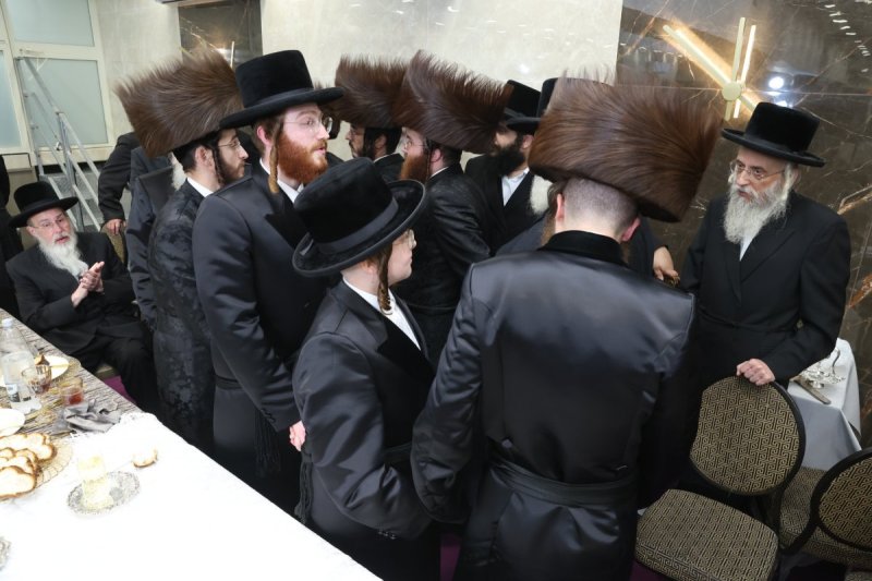 באדיבות המצלם