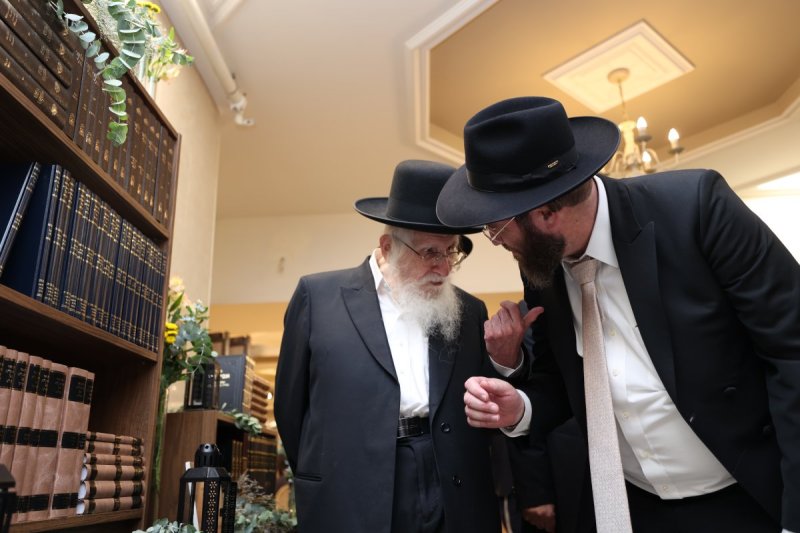 שמוליק קורלנסקי