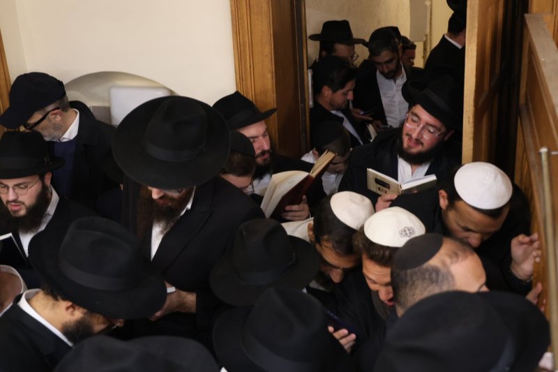 מרדכי לובעצקי