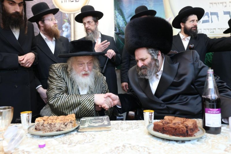 באדיבות המצלם