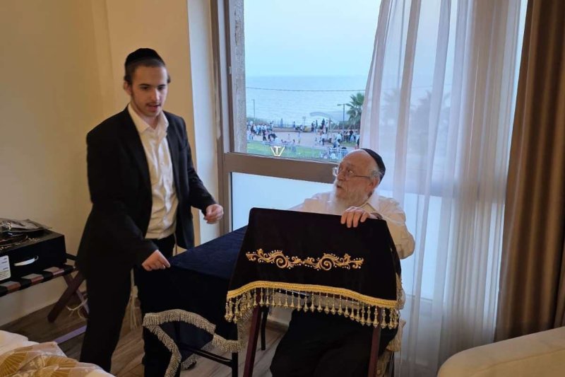 באדיבות המצלם