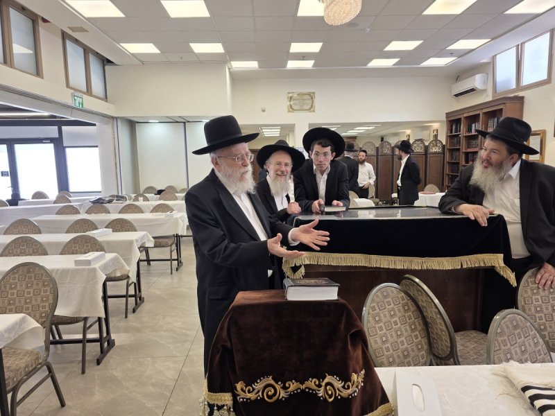 באדיבות המצלם