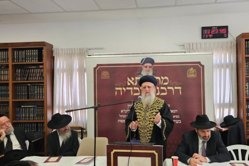 באדיבות המצלם