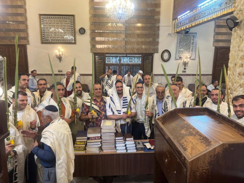 באדיבות המצלם