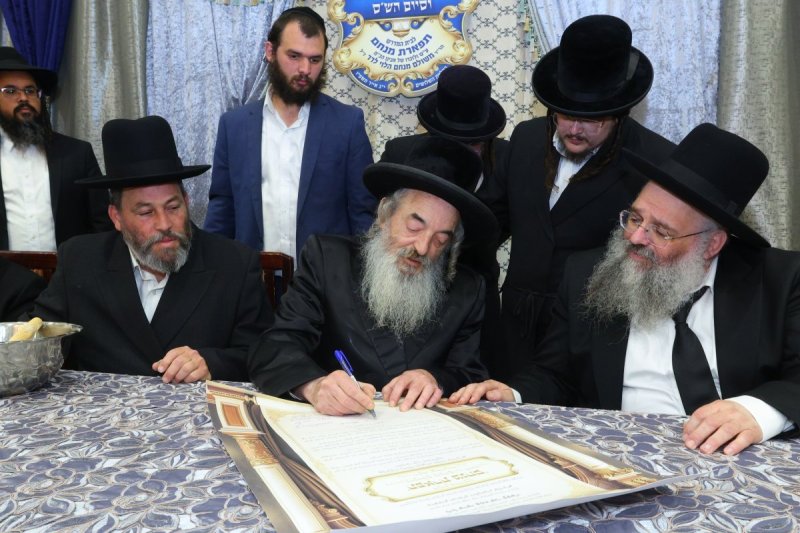 באדיבות המצלם