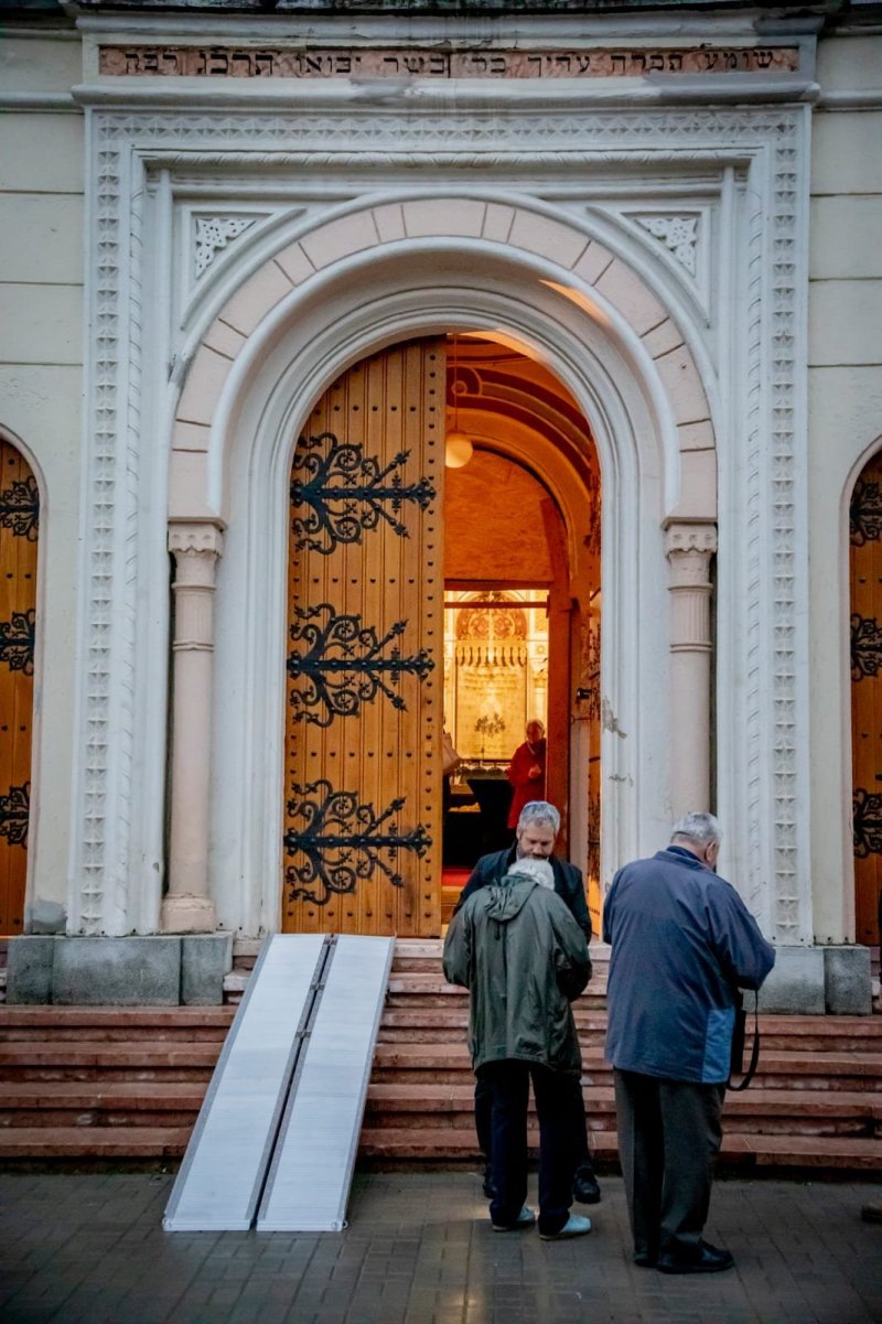 באדיבות המצלם