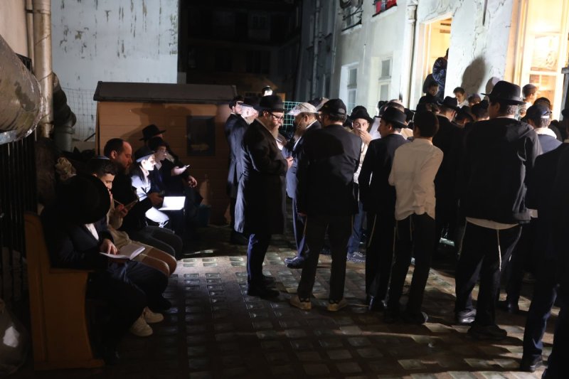 מרדכי לובעצקי