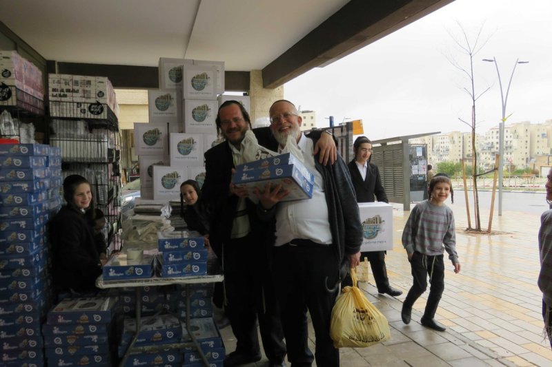 באדיבות המצלם