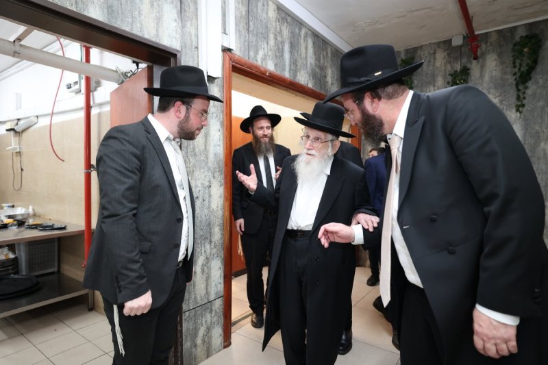 שמוליק קורלנסקי