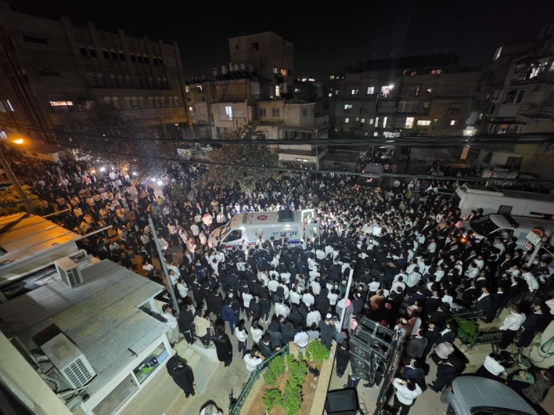 באדיבות המצלם