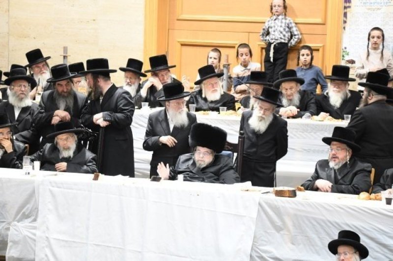 אנשיל בעק וא.מ.ש