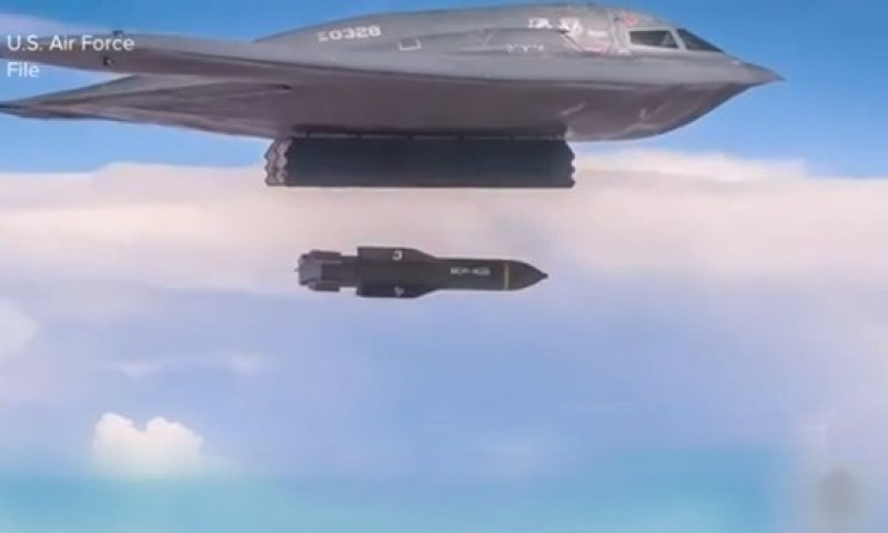 האמריקנים עברו שלב: מפציצי B-52 כבר טסים מעל איראן