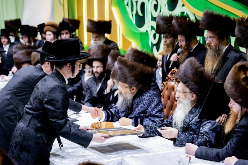 אברומי בלום, אחים לאנטשעווסקי, אייזיק ג. ואייזיק י.