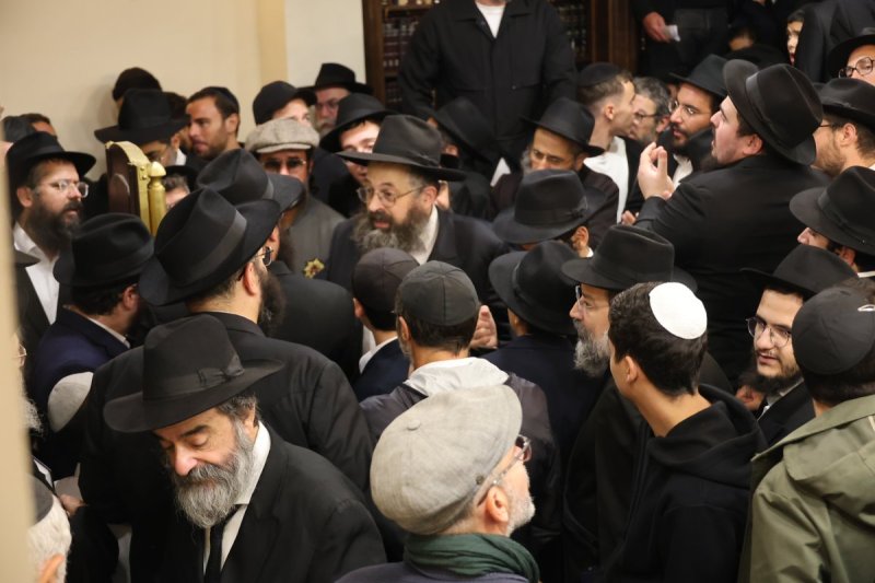 מרדכי לובעצקי