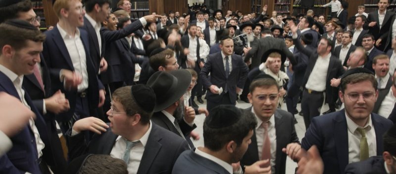 באדיבות המצלם