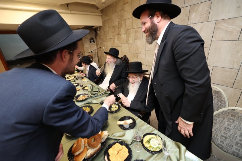 שמוליק קורלנסקי