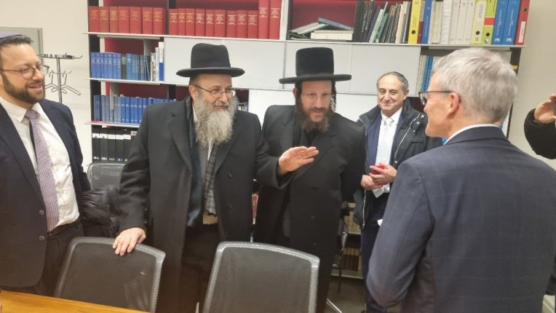 באדיבות המצלם