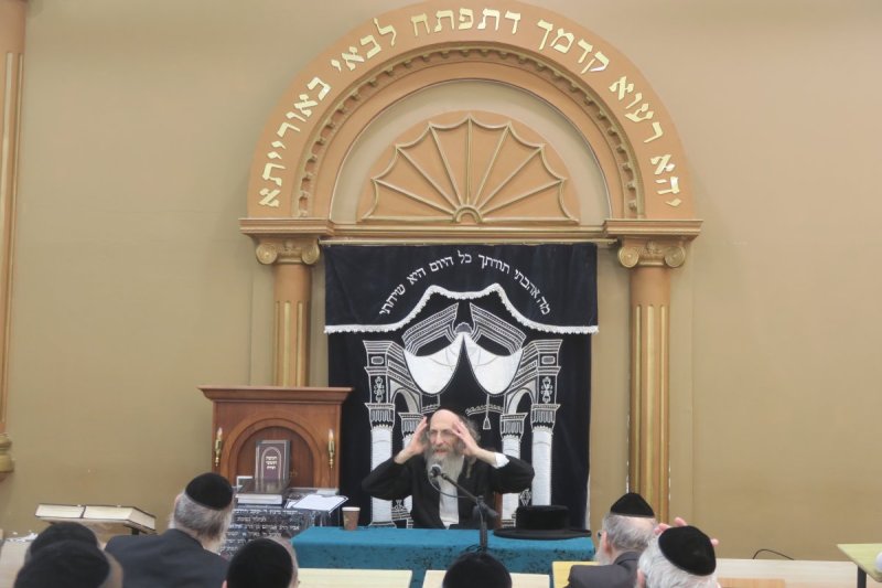 באדיבות המצלם