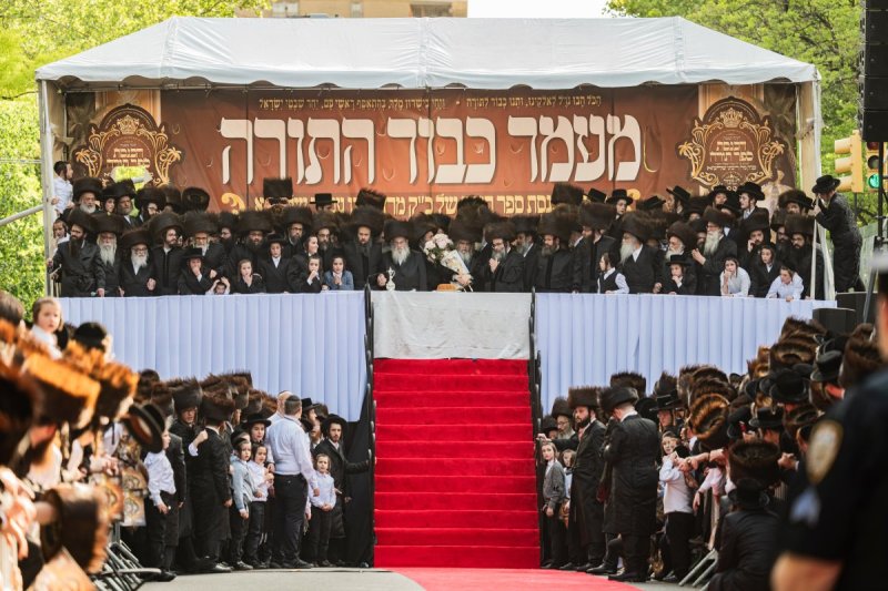 האחים לעטשעווסקי - שלמה ב. - אייזיק ג,  י. שטיין