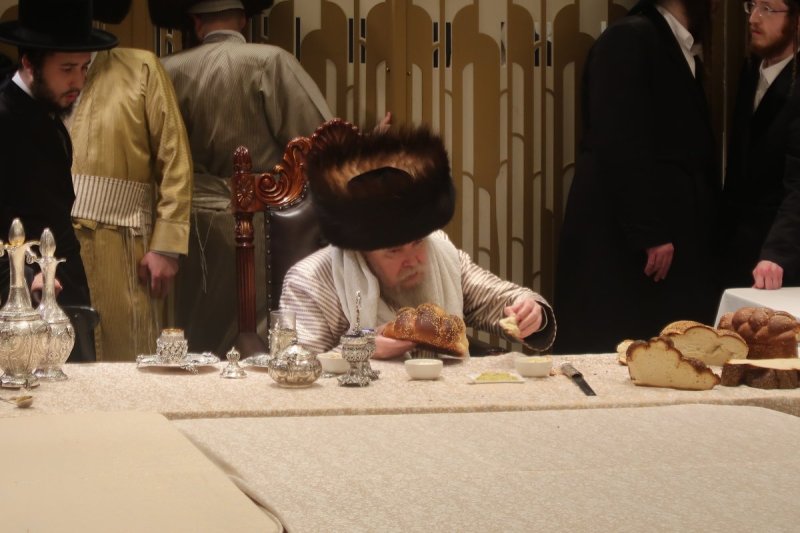 באדיבות המצלם