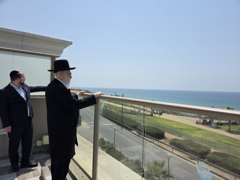 באדיבות המצלם