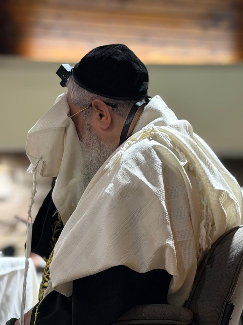 באדיבות המצלם