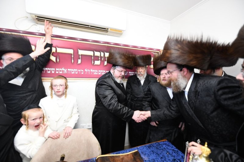 אנשיל בעק