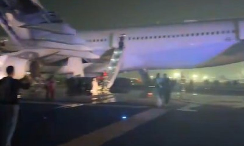 כשל במנוע רגע לפני ההמראה: מצב חירום במטוס בניו דלהי