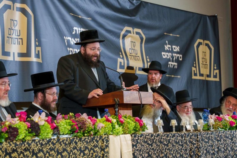 דניאל נפוסי ומאיר זלזניק