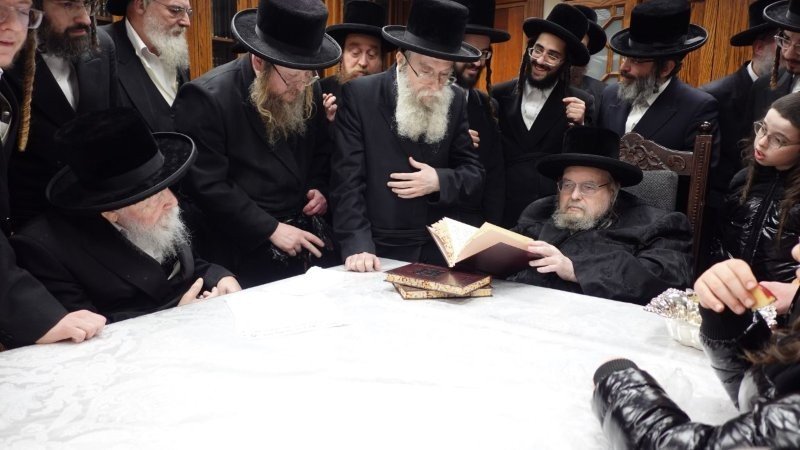 אנשיל בעק וא.מ.ש