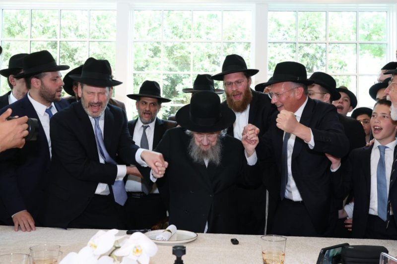 דניאל נפוסי ואלי קובין