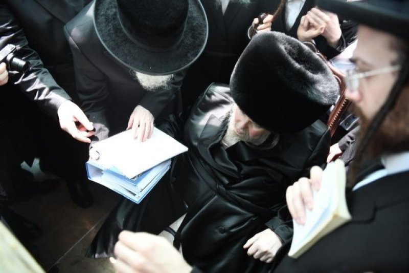 אנשיל בעק וא.מ.ש