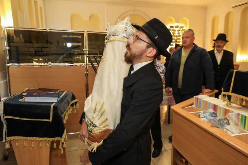 ל. צ'ורמלינו