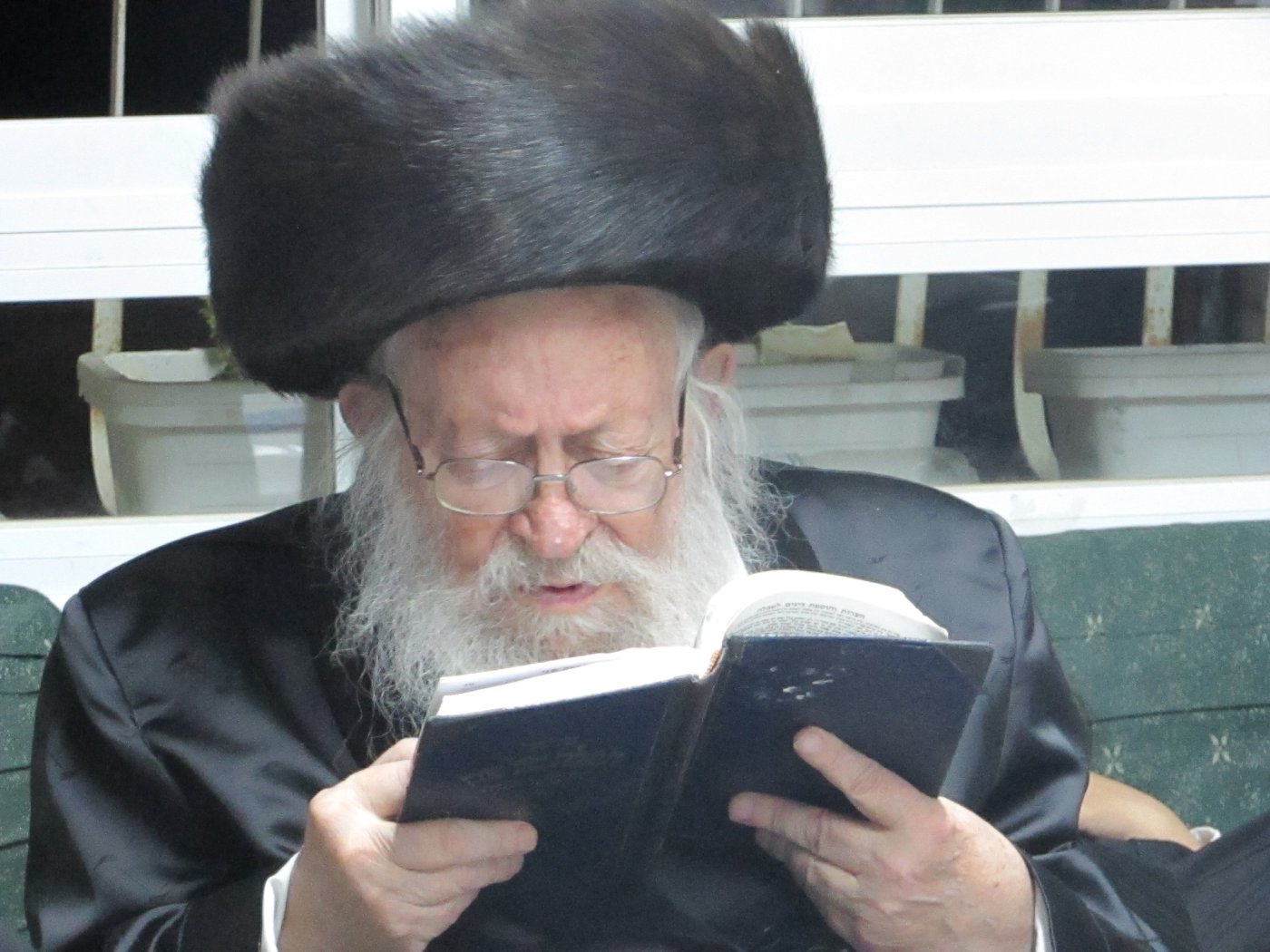 באדיבות המצלם