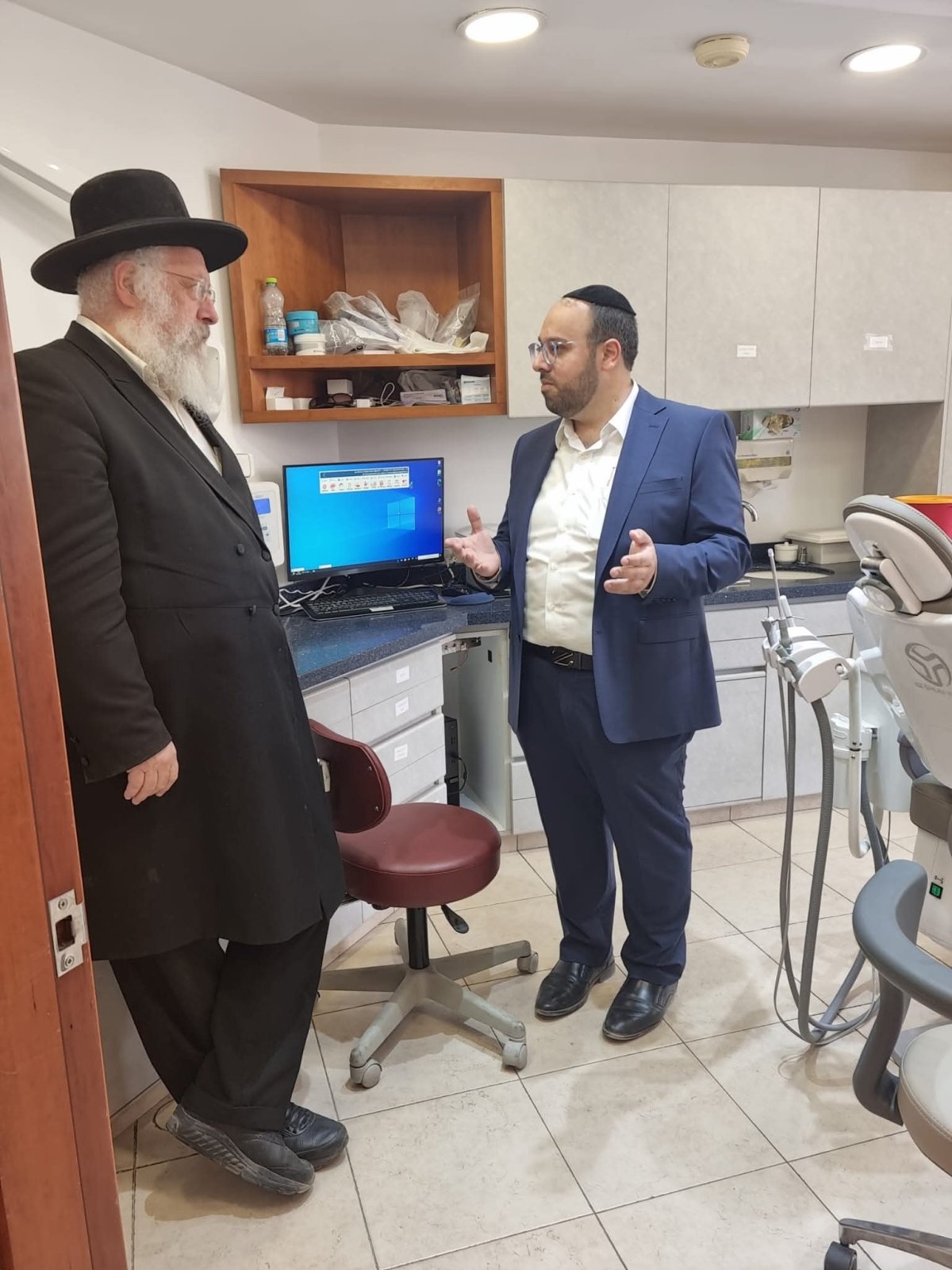 באדיבות המצלם