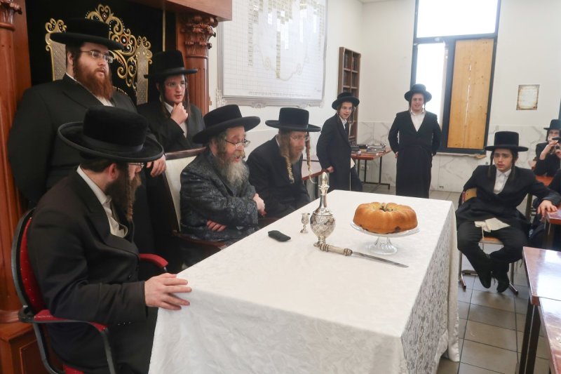 משה קאהן ומ.א. נוימן