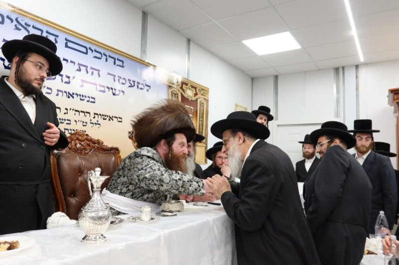 באדיבות המצלם