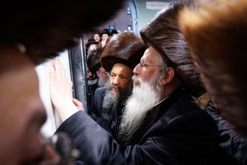 האחים לאנטשעווסקי ואושי וויינגארטן