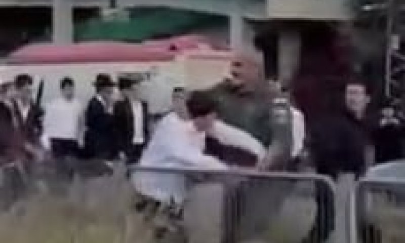 לוחם מג"ב תועד מכה נער באלימות | זו החלטת המפכ"ל