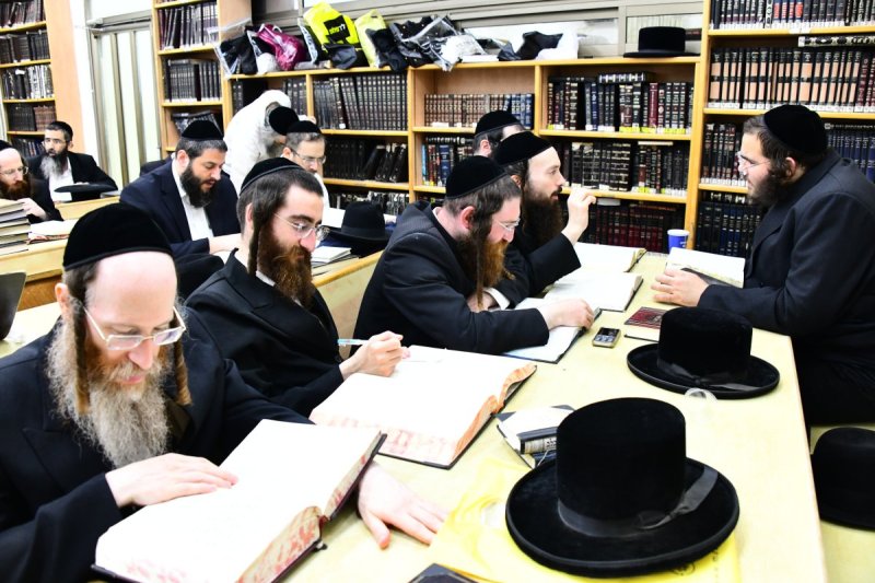 שוקי לרר